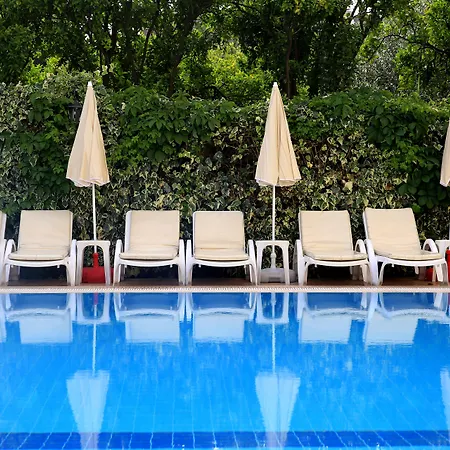 Amaris Marmaris