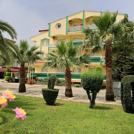 Aparthotel Amaris