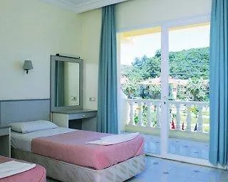 Amaris Hotel de apartamente 3*