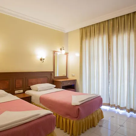 Apart Otel Amaris 3*