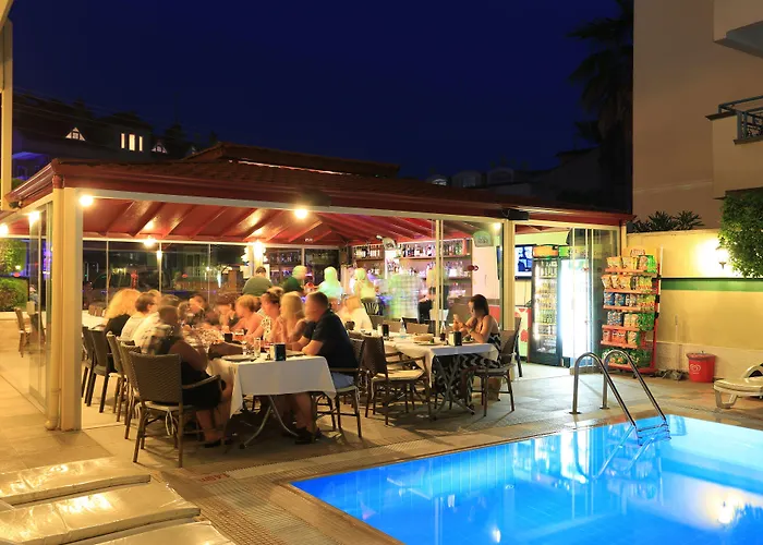 Apart-hotel Amaris 3*